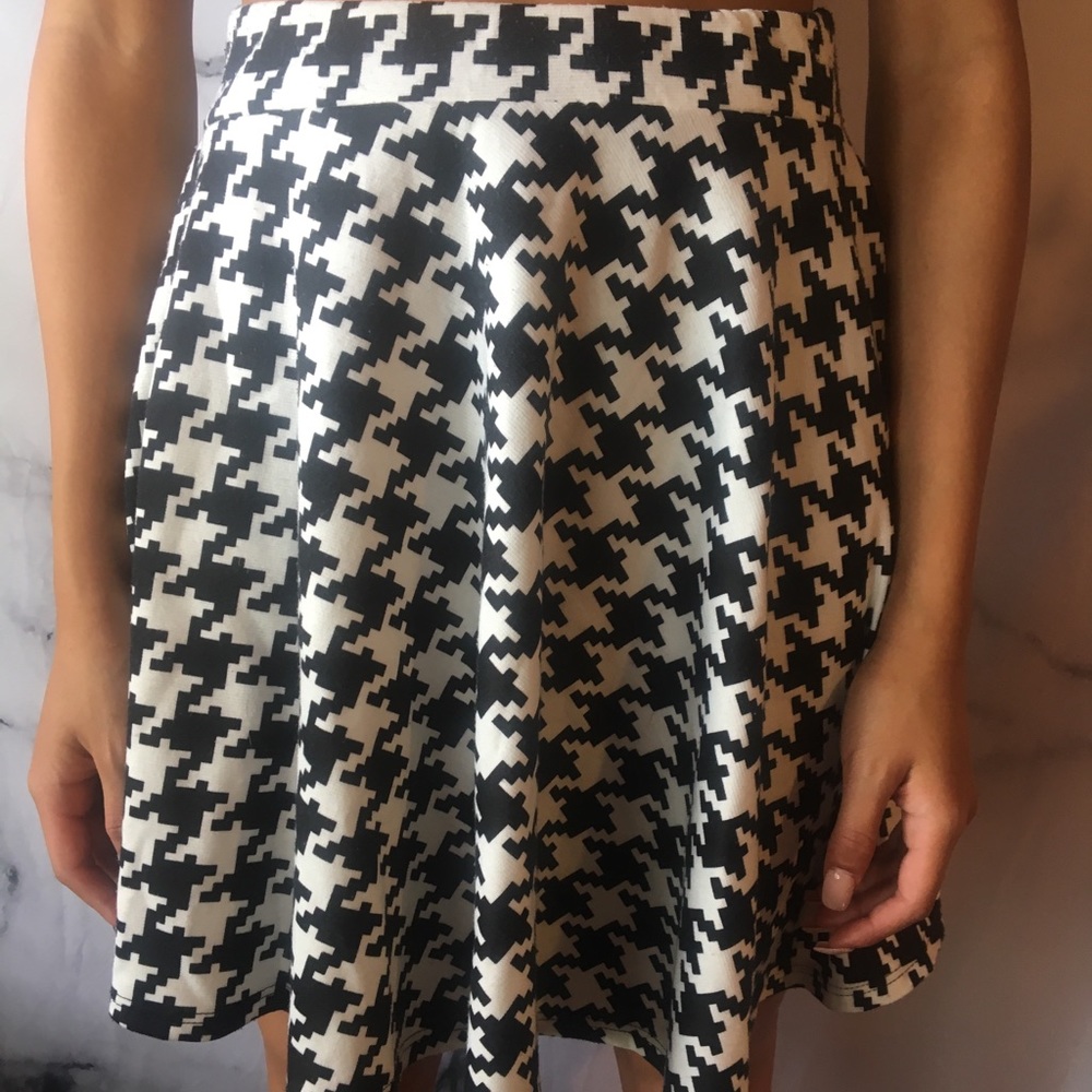 Houndstooth Skirt